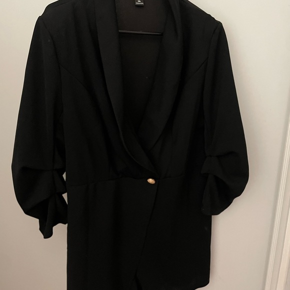 SHEIN black romper blazer style - Picture 3 of 3